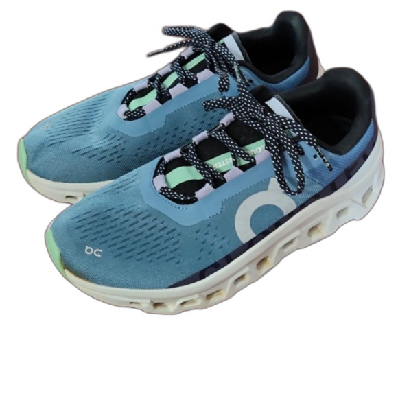 On Cloud Women's Cloudmonster Sneakers, Dust/Vopor, Size 8.5 - Picture 5 of 12